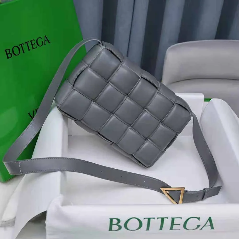 Bottega Veneta Padded Cassette Padded Intreccio Leather Cross-Body Bag for Women in Gray Bottega Veneta Padded Cassette Padded Intreccio Leather Cross-Body Bag for Women in Gray