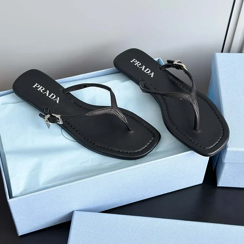 Prada Leather Thong Sandals for Women in Black Prada Leather Thong Sandals for Women in Black