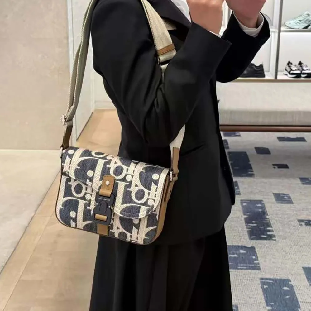 Dior Hit the Road Messenger Bag with Flap Blue and Beige Raffia for Men in Effect Dior Oblique Denim