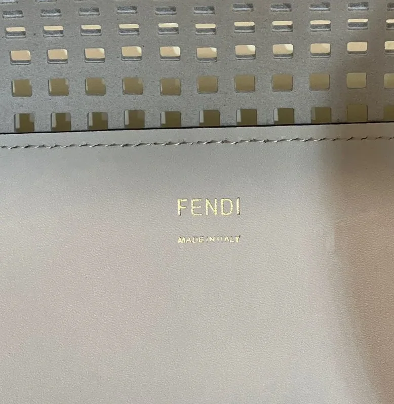 Fendi Fendi Sunshine Medium Two-toned perforated Bag For Woman / Fendi Fendi Sunshine Medium Two-toned perforated Bag For Woman /