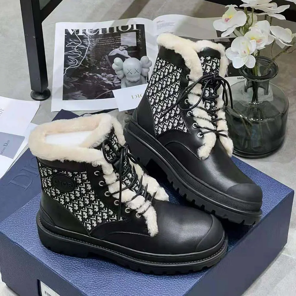 Dior Dior Explorer Ankle Boot Black Smooth Calfskin and Beige and Black Dior Oblique Jacquard for Men