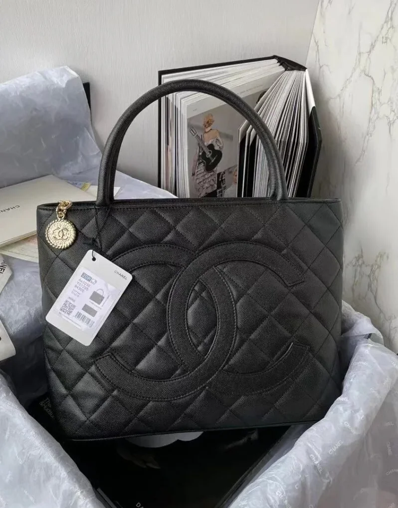 Chanel Medallion Tote Shoulder Black Bag / Chanel Medallion Tote Shoulder Black Bag /