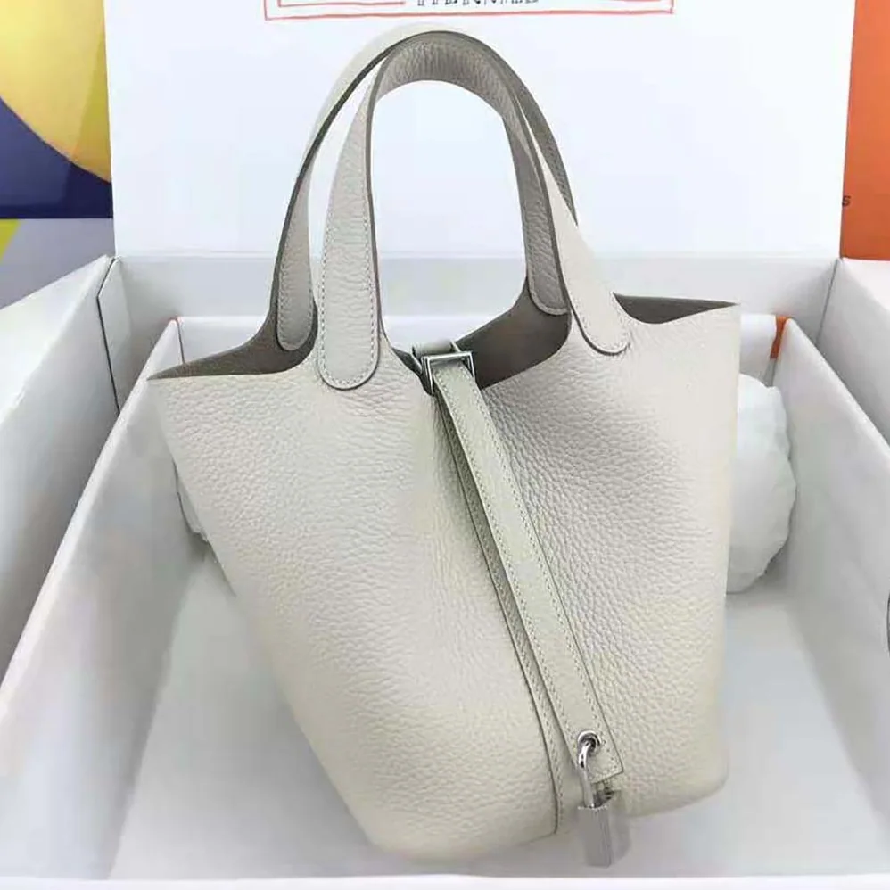 Hermes Picotin Lock 22cm in Clémence leather for Women in White
