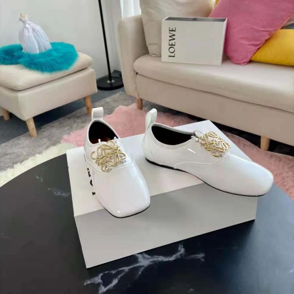 Loewe Soft Derby Anagram in Patent Calf for Women in White