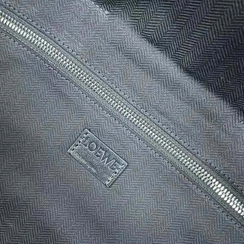 Loewe XL Puzzle Fold Tote in Shiny Calfskin for Men in Black