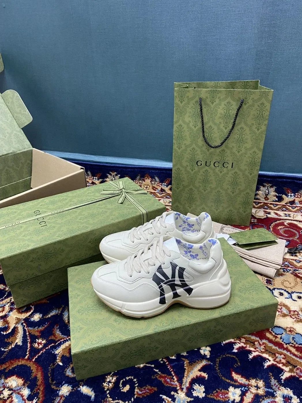 Gucci Rhyton Sneaker GG With NY Yankess White Ivory for Women
