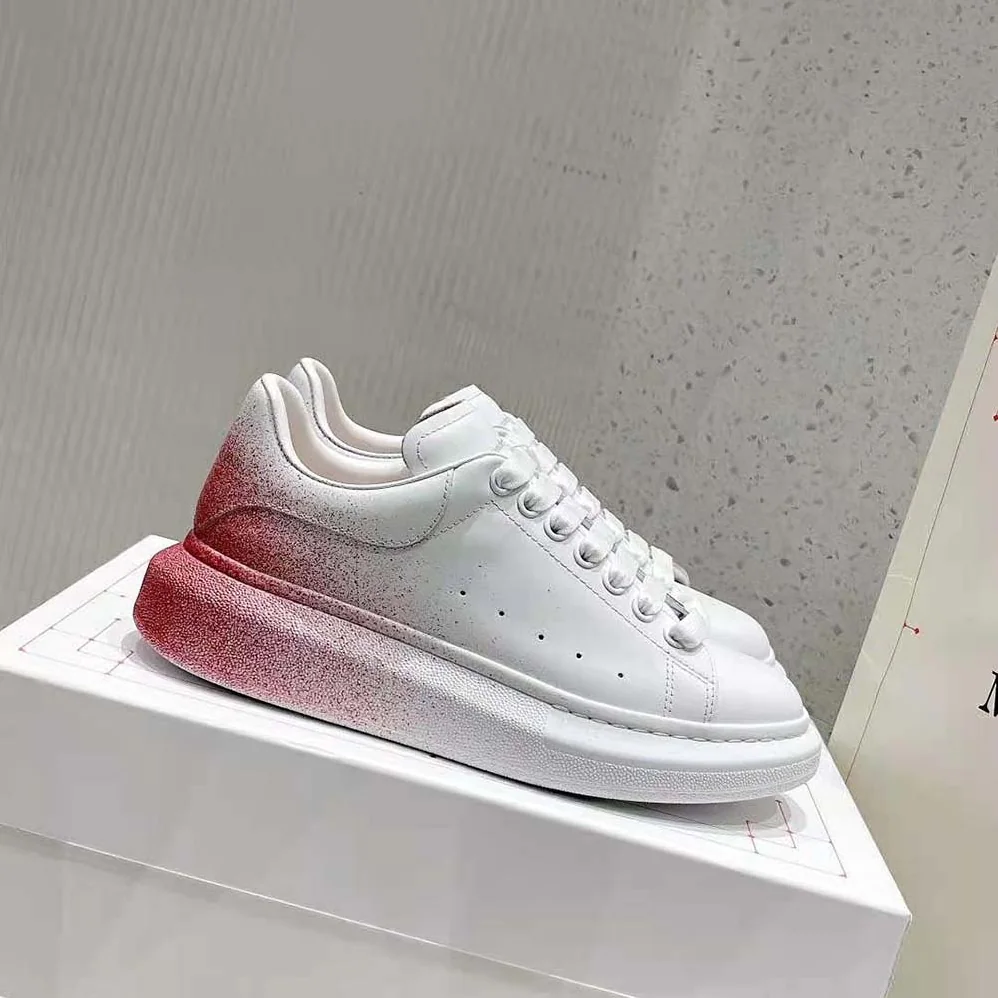 Alexander Mcqueen Oversized Sneaker in White for Women in Pink