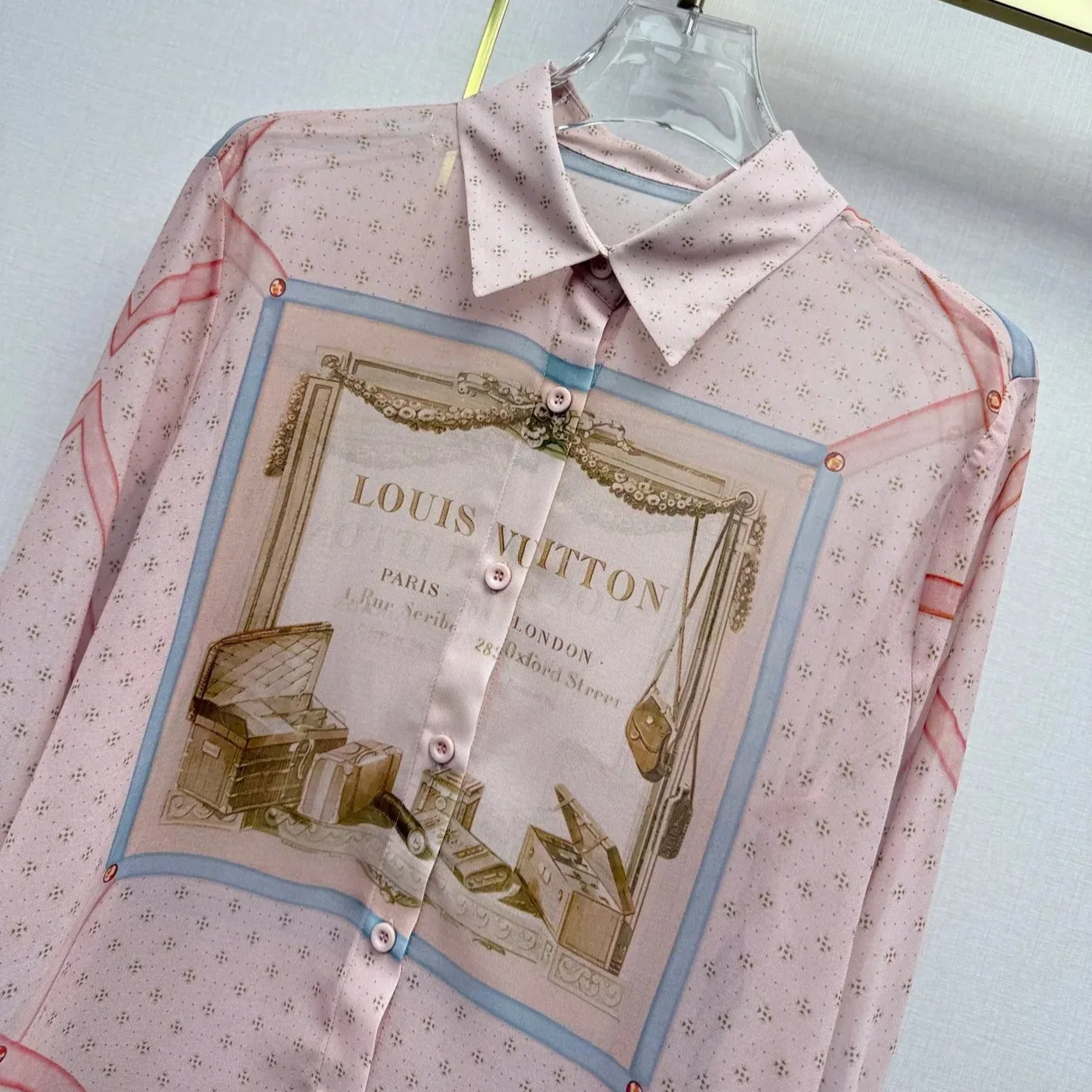 Louis Vuitton Heritage Travel Print Blouse Pink Louis Vuitton Heritage Travel Print Blouse Pink
