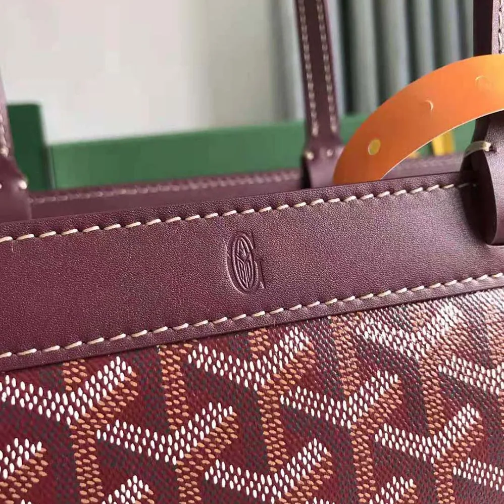 Goyard Bellechasse Biaude PM Bag for Women in Maroon Goyard Bellechasse Biaude PM Bag for Women in Maroon