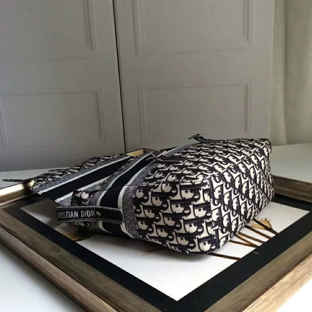 Dior Oblique Diorcamp Messenger Bag for Women in Navy