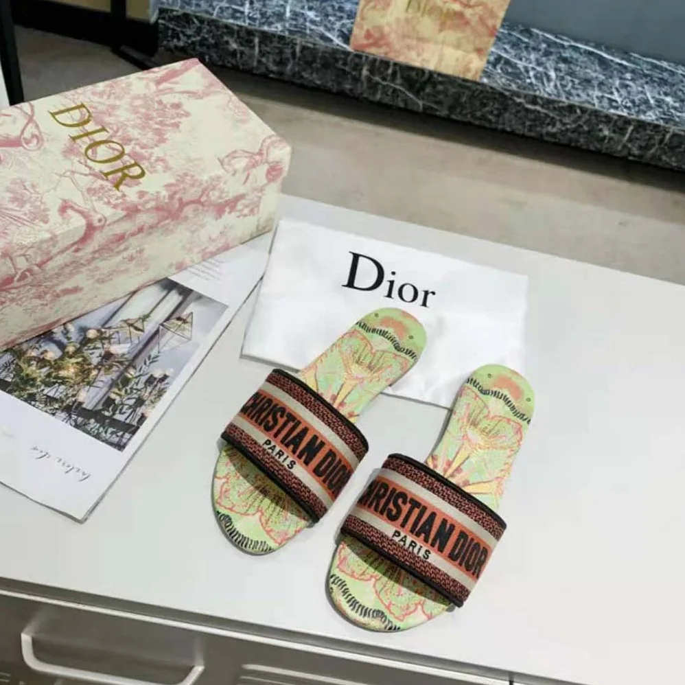Dior Dway Slide Multicolor Embroidered Cotton for Women in Aqua Dior Dway Slide Multicolor Embroidered Cotton for Women in Aqua