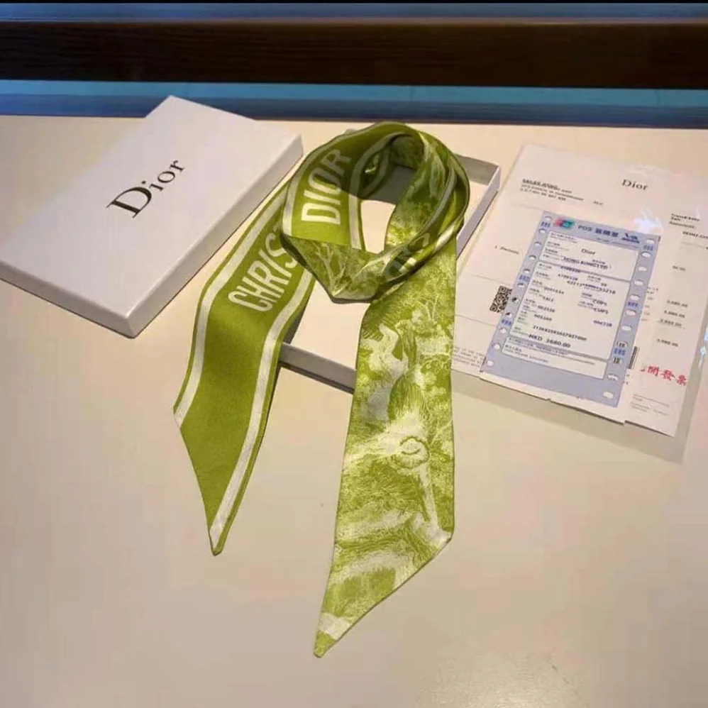 Dior Toile DE Jouy Reverse Mitzah Scarf Silk Twill for Women in Lime Dior Toile DE Jouy Reverse Mitzah Scarf Silk Twill for Women in Lime
