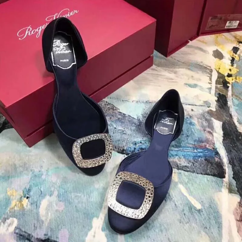 Roger Vivier Shoes Chips Ballerinas for Women in Navy Roger Vivier Shoes Chips Ballerinas for Women in Navy