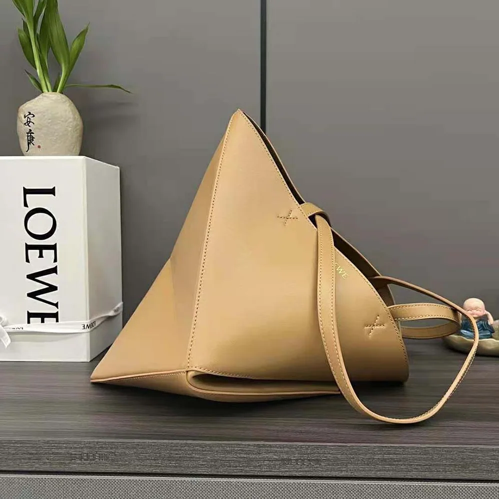 Loewe Puzzle Fold Tote in Shiny Calfskin for Unisex in Brown