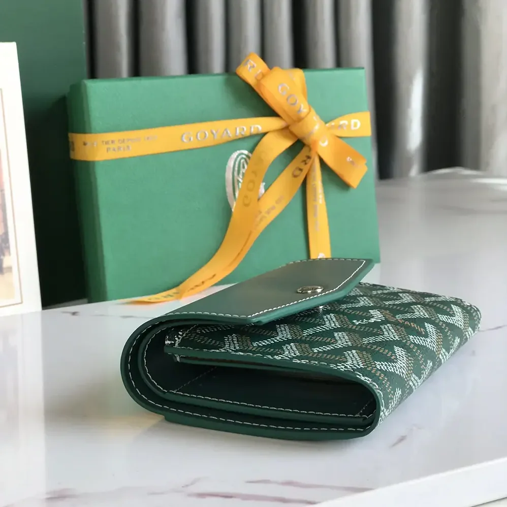 Goyard Saint Gabrie Wallet for Unisex in Green Goyard Saint Gabrie Wallet for Unisex in Green