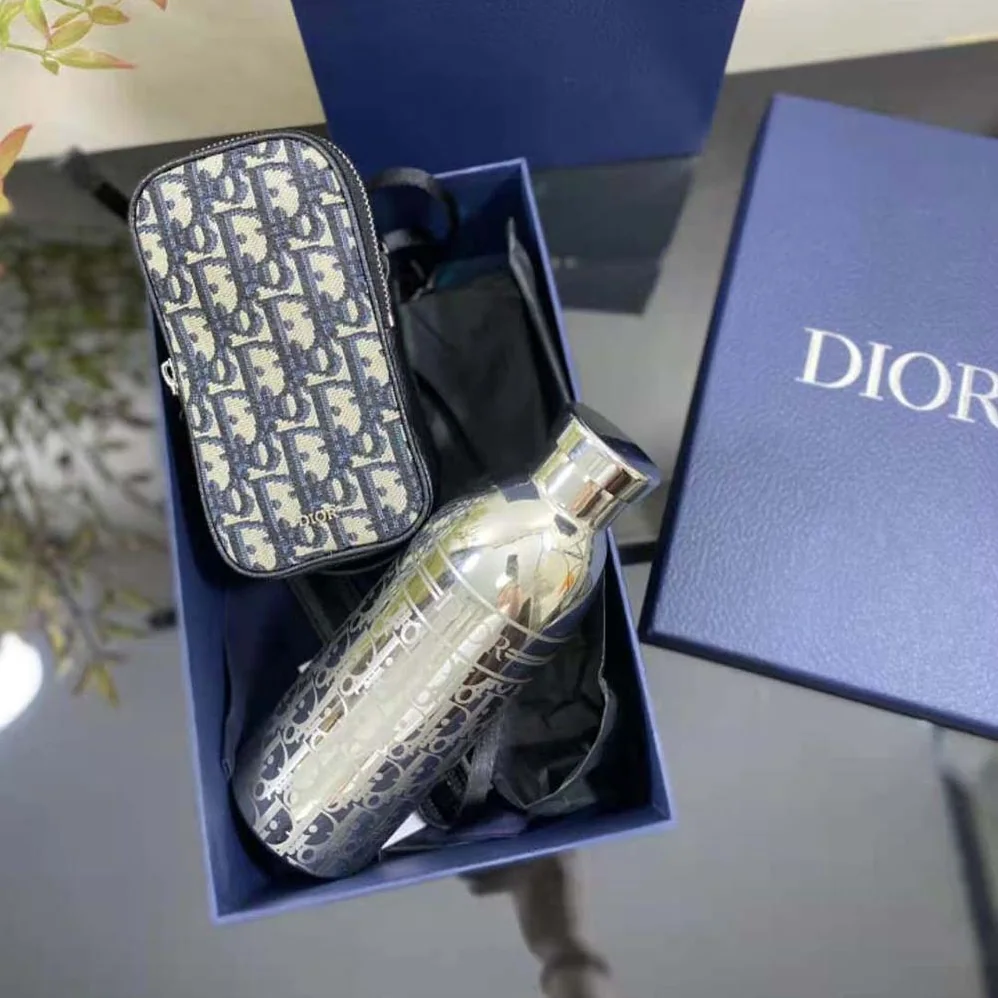 Dior Aqua Bottle with Shoulder Strap Off-White Grained Calfskin and Dior Oblique Stainless Steel for Unisex