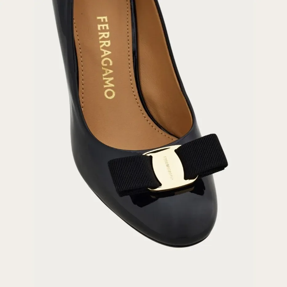Ferragamo Vara Bow Pump Black 01L218