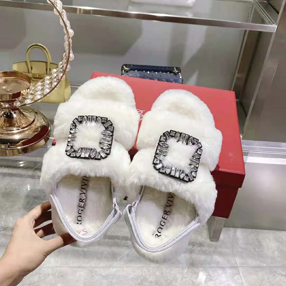 Roger Vivier Viv' Winter Fur Strass Buckle Sandals in Sheepskin for Women in White