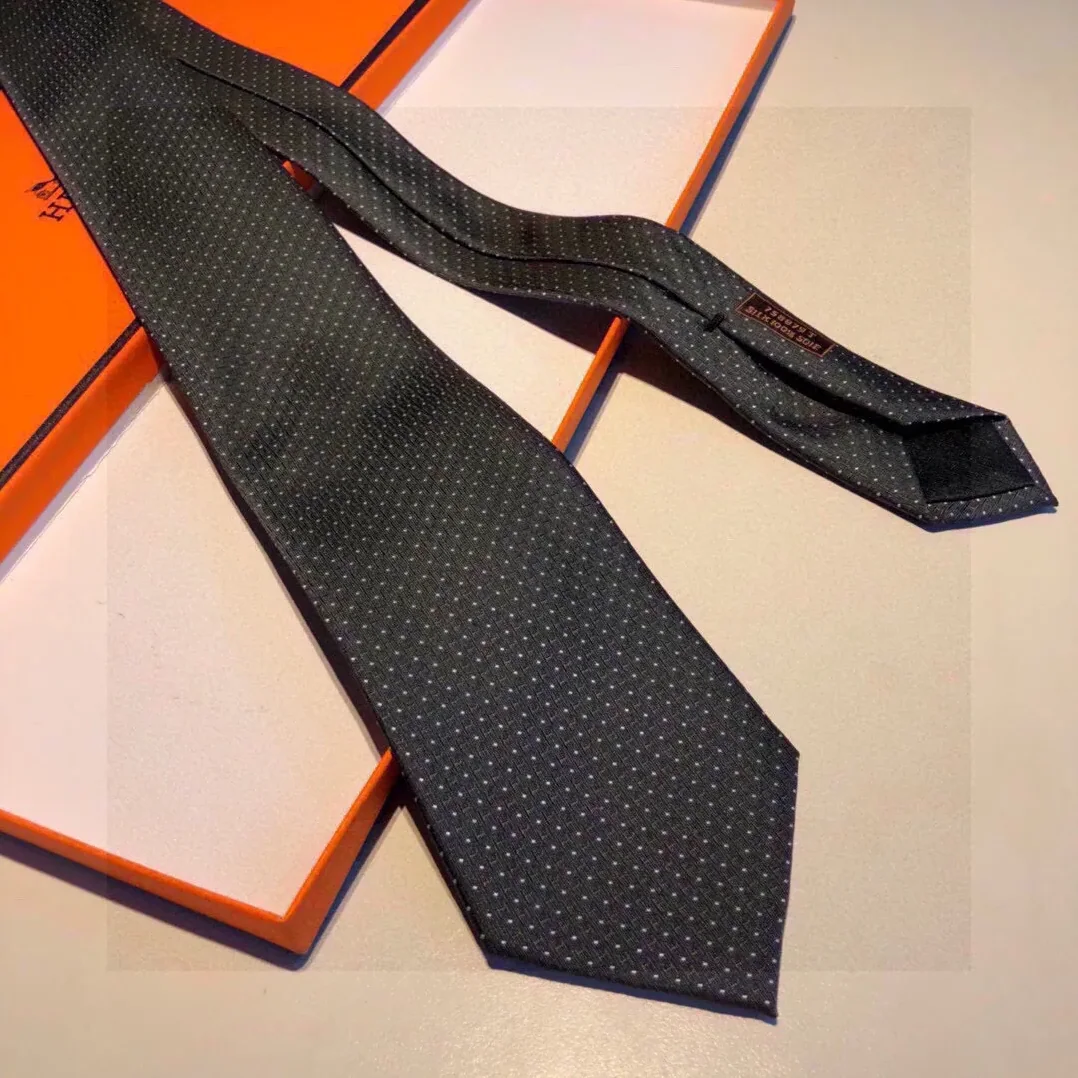 Hermes Tie 7 Faconnee New H Tie Noir Hermes Tie 01 for Men's
