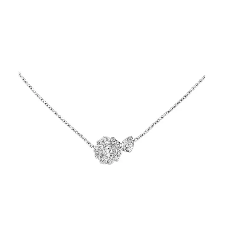 Chanel Camélia Précieux Necklace White Gold