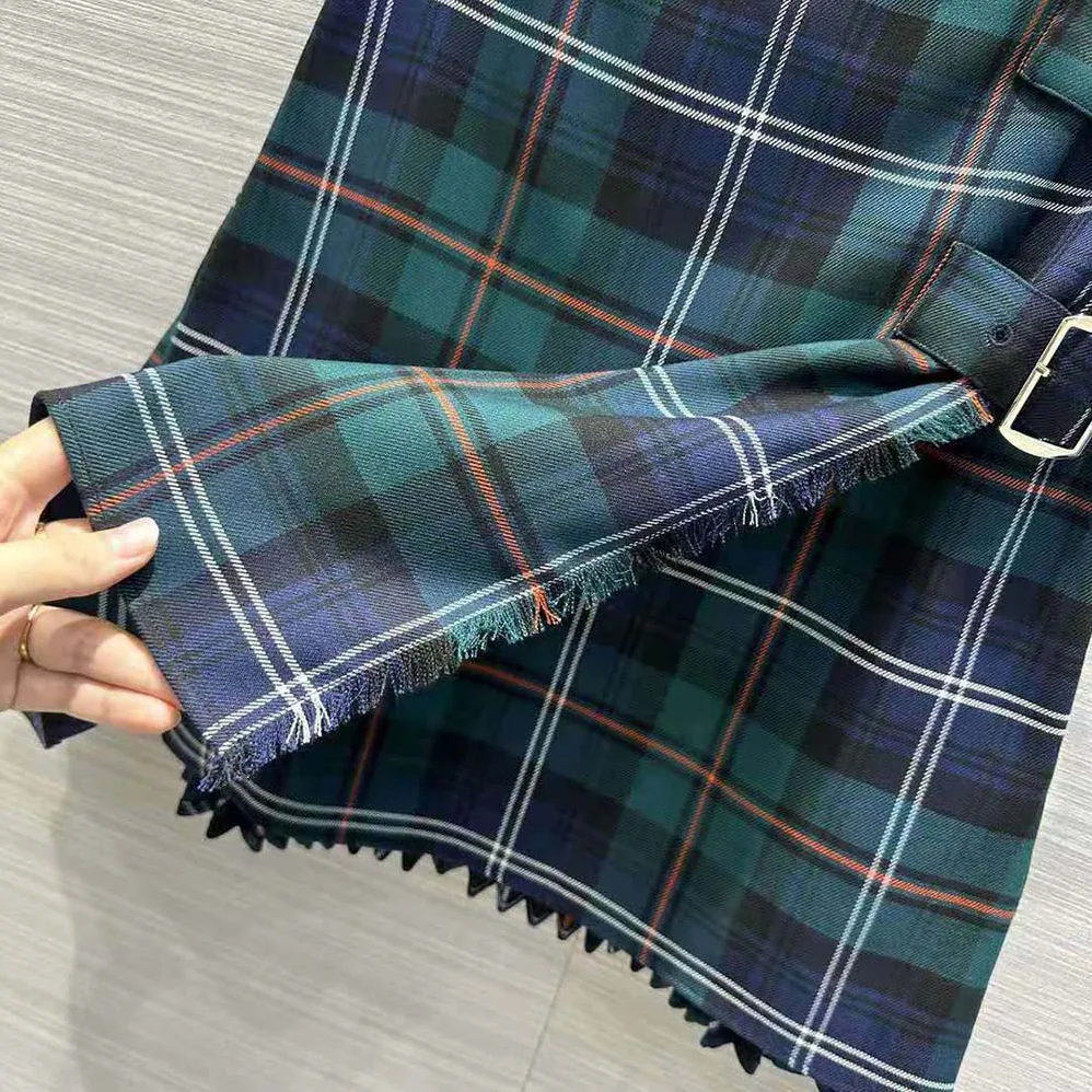 Burberry Pleated Panel Check Wool Belted Kilt for Women Burberry Pleated Panel Check Wool Belted Kilt for Women