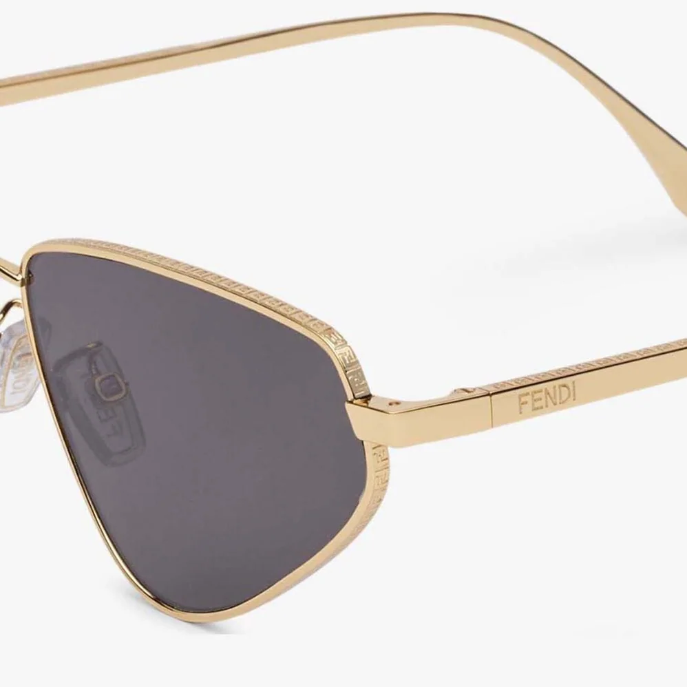 Fendi FF Sunglasses with Gray Lenses for Women Fendi FF Sunglasses with Gray Lenses for Women