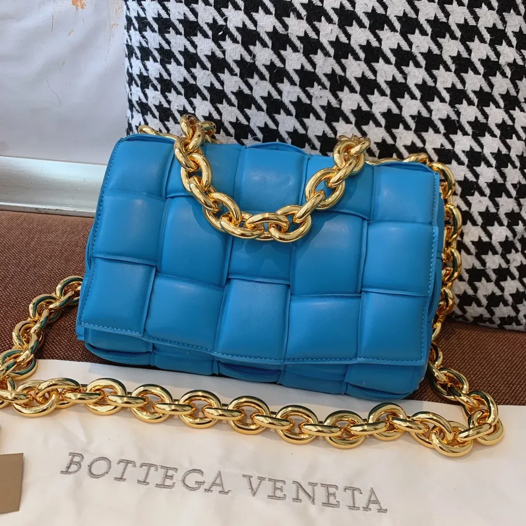 Bottega Veneta Chain Cassette Blue Bottega Veneta Chain Cassette Blue