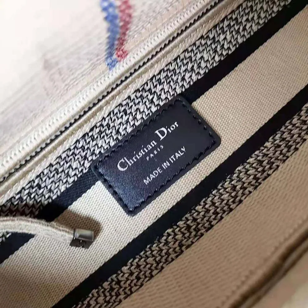 Dior Medium Lady D-Lite Bag Beige Jute Canvas Embroidered with Dior Union Motif for Women Dior Medium Lady D-Lite Bag Beige Jute Canvas Embroidered with Dior Union Motif for Women