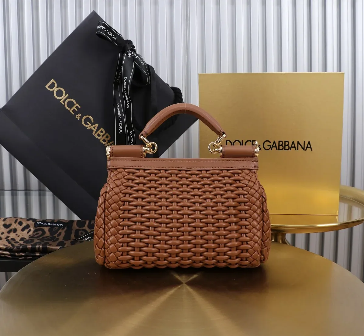 Dolce & Gabbana Small Sicily Handbag Brown / Dolce & Gabbana Small Sicily Handbag Brown /