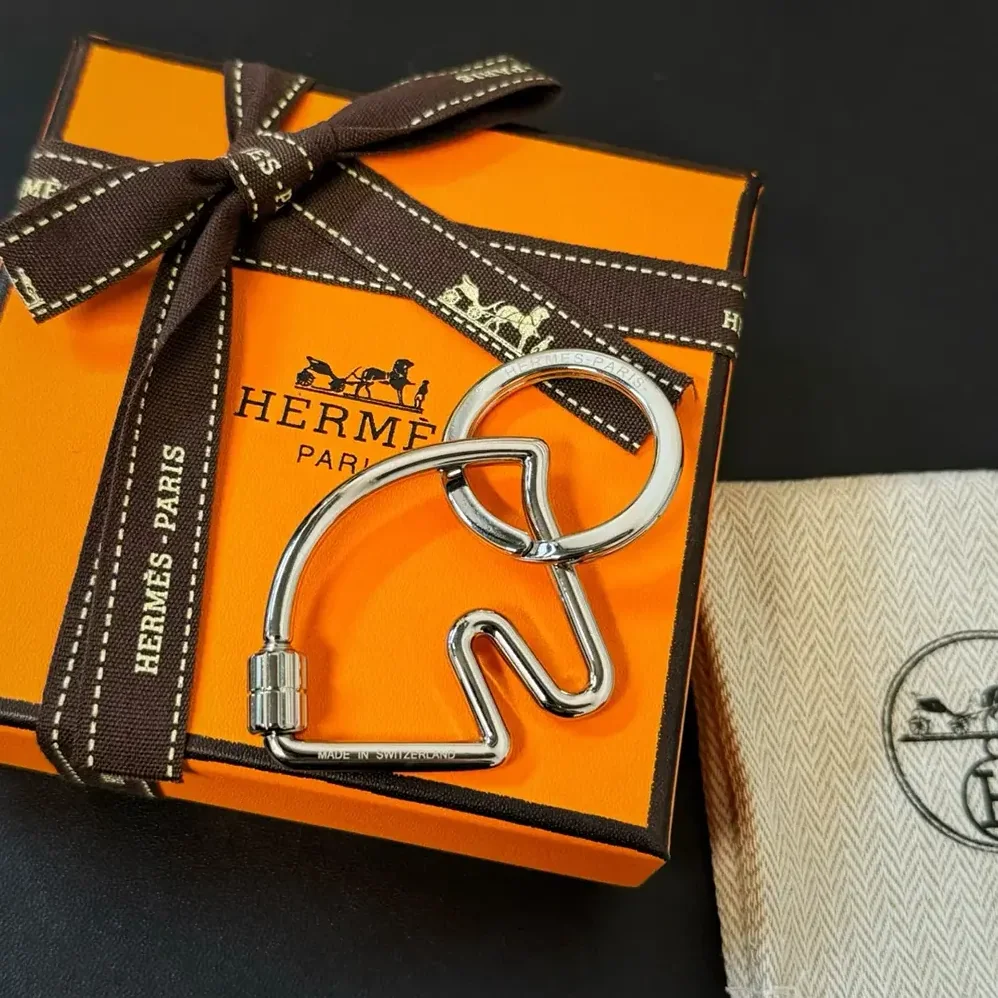 Hermes Cheva Key Ring for Unisex Hermes Cheva Key Ring for Unisex