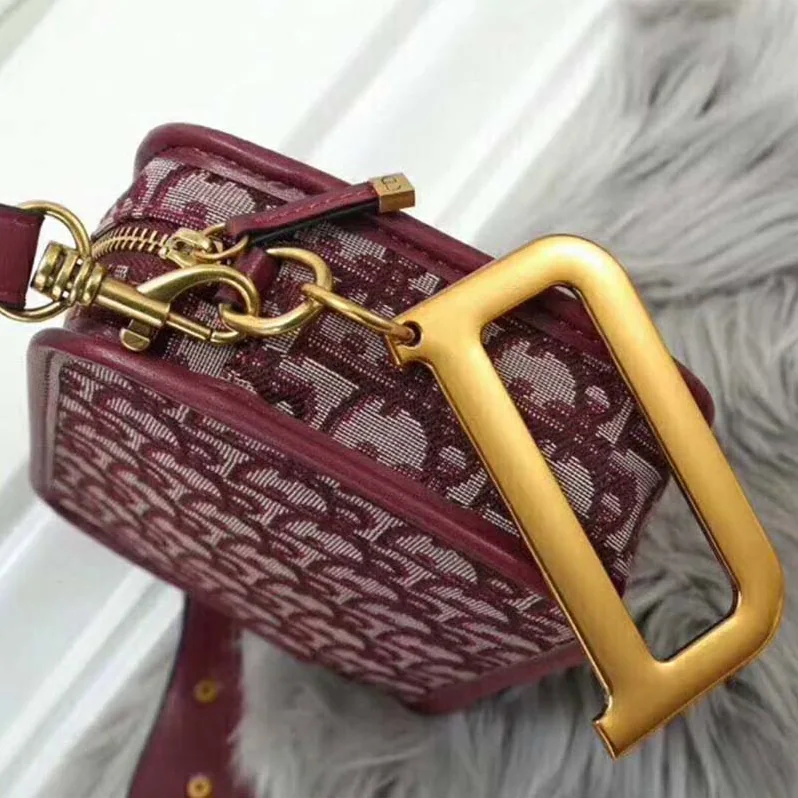 Dior Diorquake Clutch in Burgundy Canvas for Women in Carmine