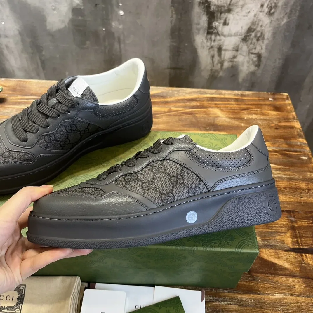 Gucci Screener GG Sneaker Dark Grey Gucci Screener GG Sneaker Dark Grey