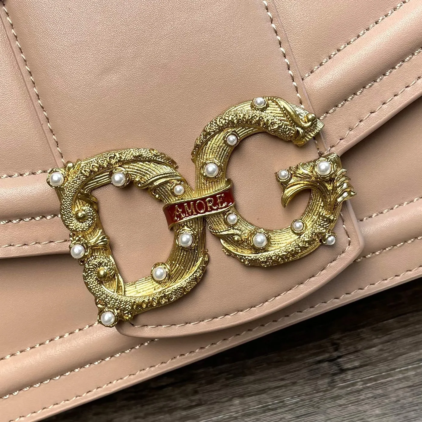 Dolce & Gabbana DG Girls Bag In Quilted Nappa Beige / Dolce & Gabbana DG Girls Bag In Quilted Nappa Beige /