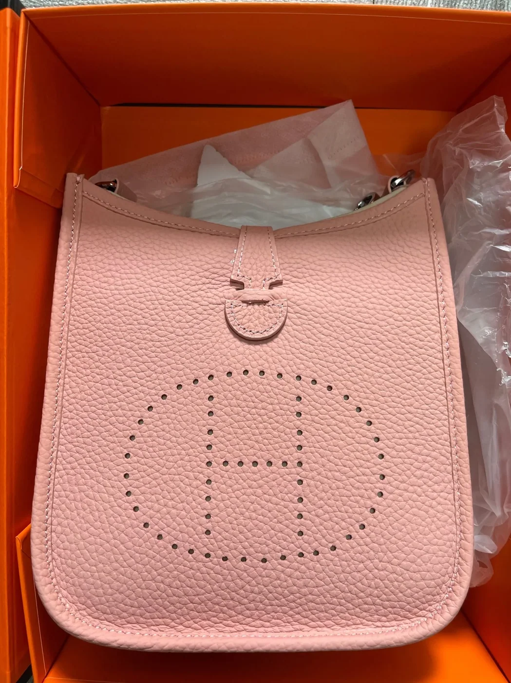 Hermes Evelyne 16 Amazone Bag Rose Sakura / Hermes Evelyne 16 Amazone Bag Rose Sakura /