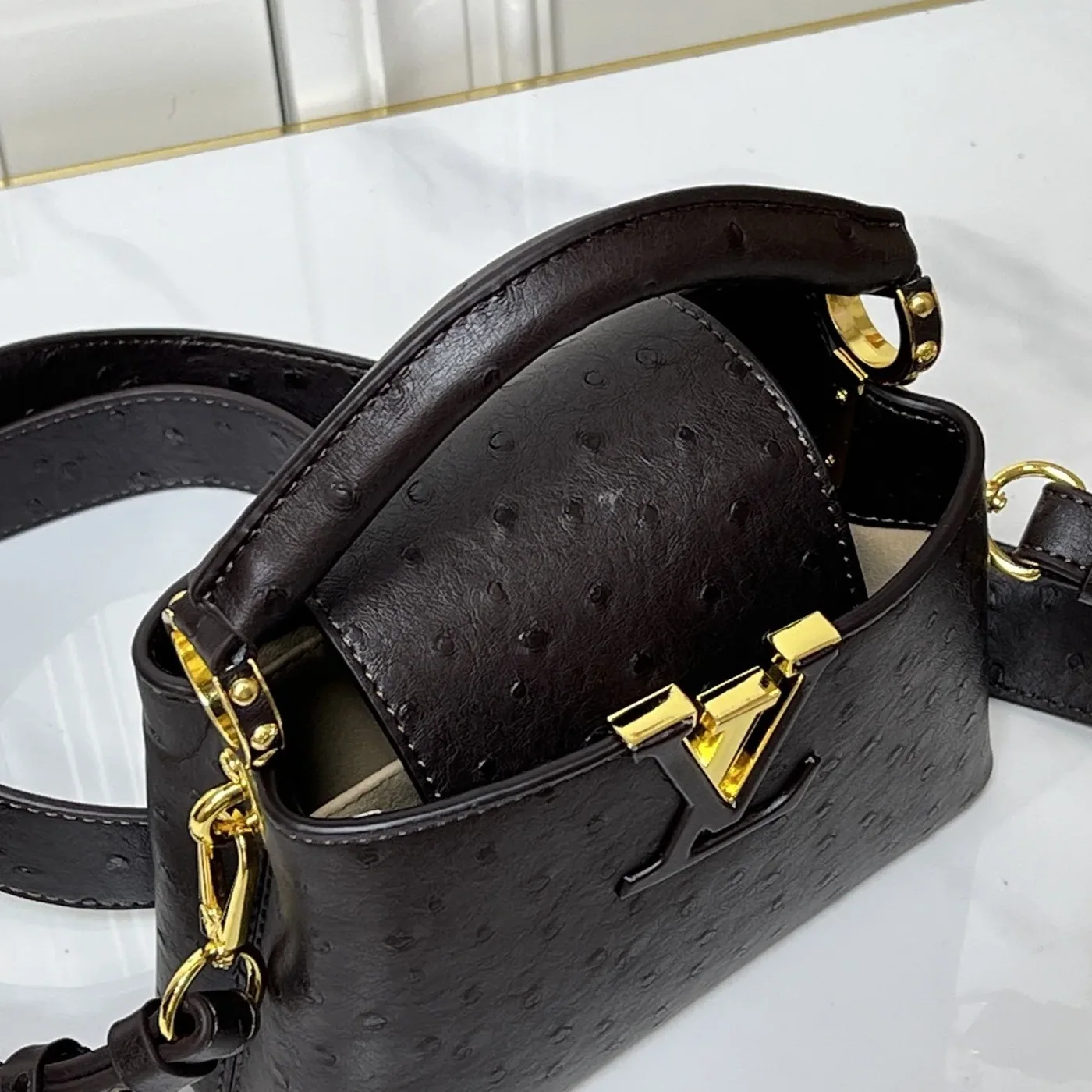 Louis Vuitton Capucines Mini Top Handle Bag in Dark Brown Gold Hardware Louis Vuitton Capucines Mini Top Handle Bag in Dark Brown Gold Hardware