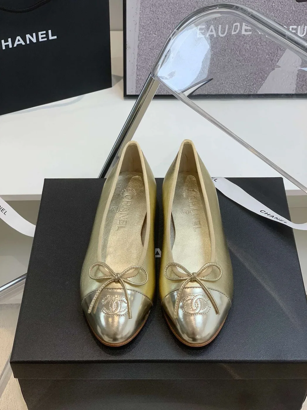 Chanel Ballet Flats Gold Chanel Ballet Flats Gold