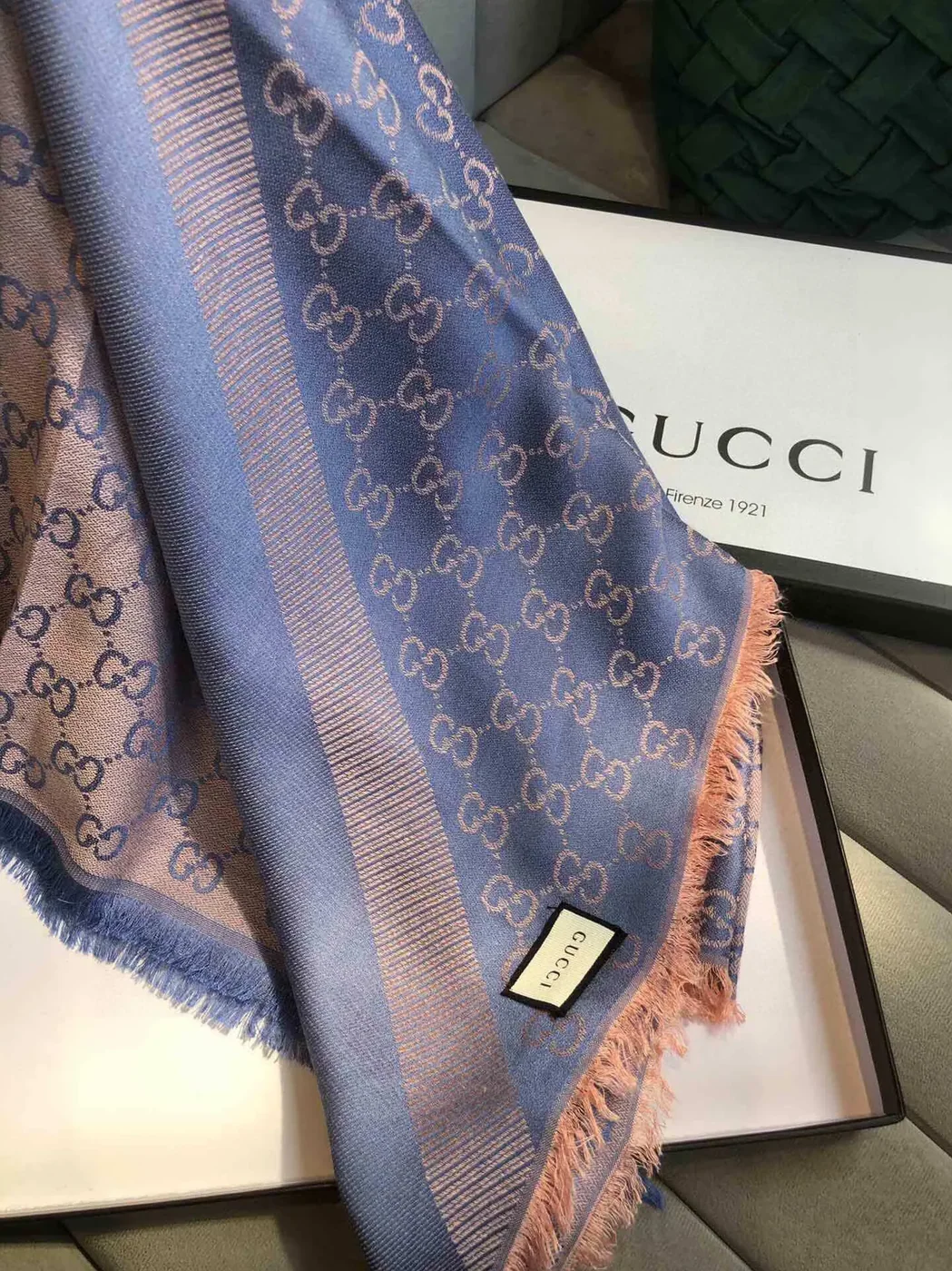 Gucci GG Jacquard Silk Wool Shawl Blue / Gucci GG Jacquard Silk Wool Shawl Blue /