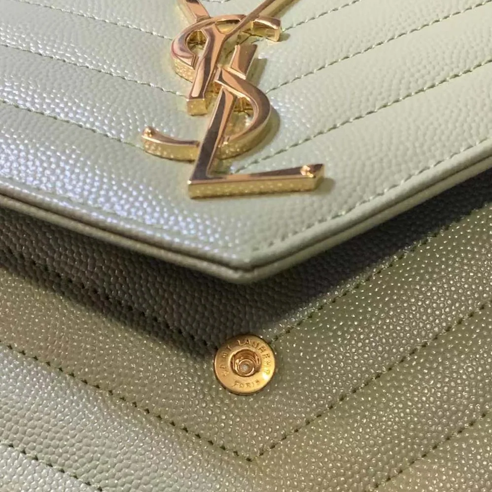 Saint Laurent Monogram Chain Wallet Grain De Poudre Embossed in Green Saint Laurent Monogram Chain Wallet Grain De Poudre Embossed in Green
