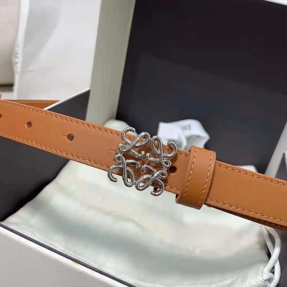 Loewe Anagram Belt in Pebble Grain Calfskin for Women in Tan Loewe Anagram Belt in Pebble Grain Calfskin for Women in Tan