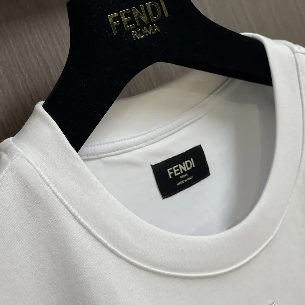Fendi White Cotton T for Women in shirt Fendi White Cotton T for Women in shirt