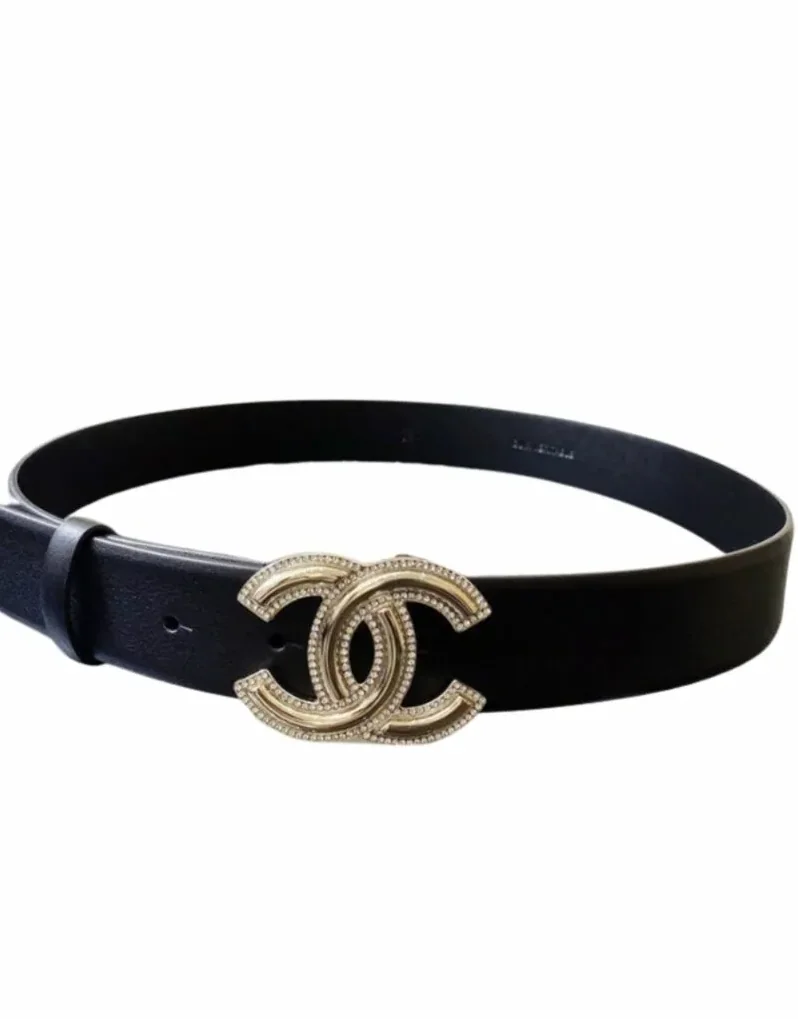 Chanel CC Silver Tone Heart Buckle Belt White Chanel CC Silver Tone Heart Buckle Belt White