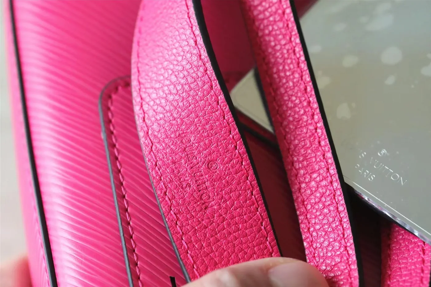 Louis Vuitton Marellini Pink / Louis Vuitton Marellini Pink /