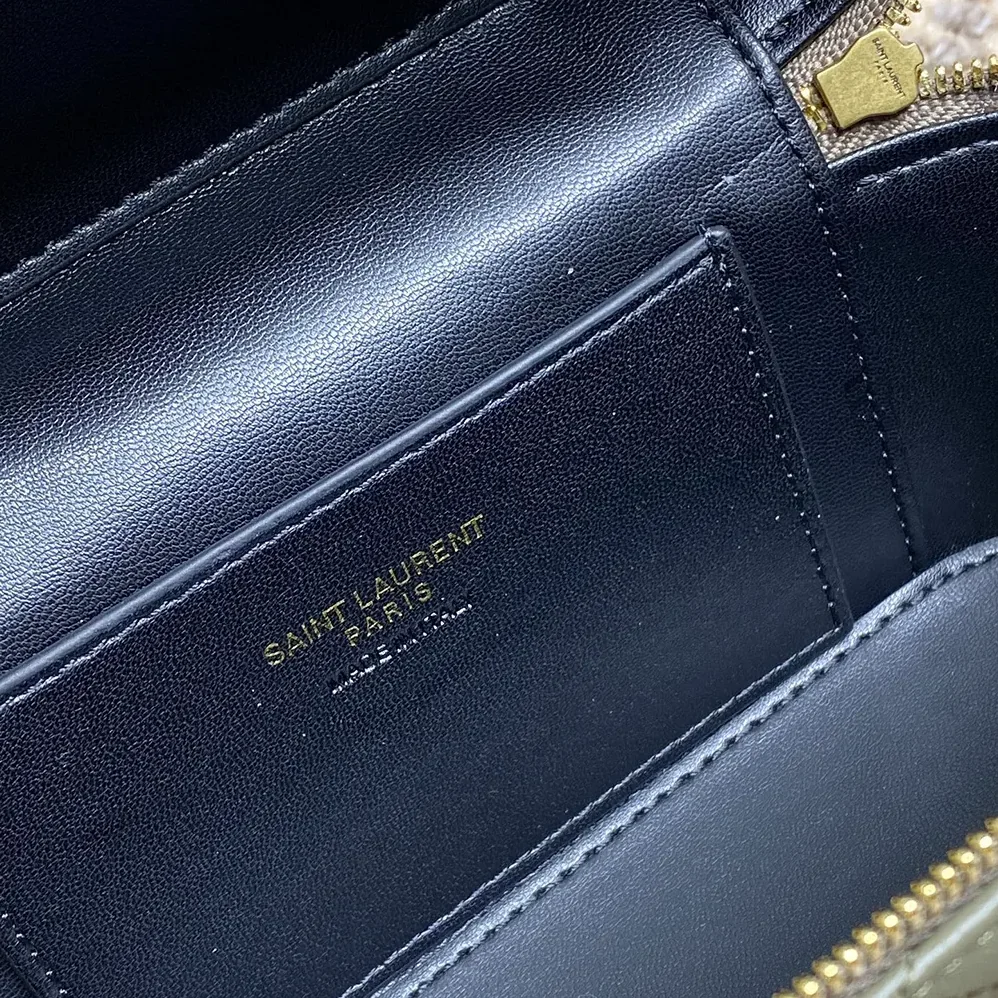 Saint Laurent YSL Gaby Vanity Bag In Lambskin for Women in Green Saint Laurent YSL Gaby Vanity Bag In Lambskin for Women in Green