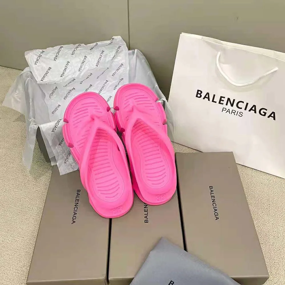 Balenciaga Mold Thong Sandal in Pink for Women
