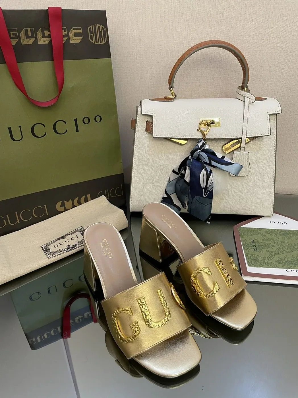 Gucci ‘Gucci' Slide Sandal Gold for Women Gucci ‘Gucci' Slide Sandal Gold for Women
