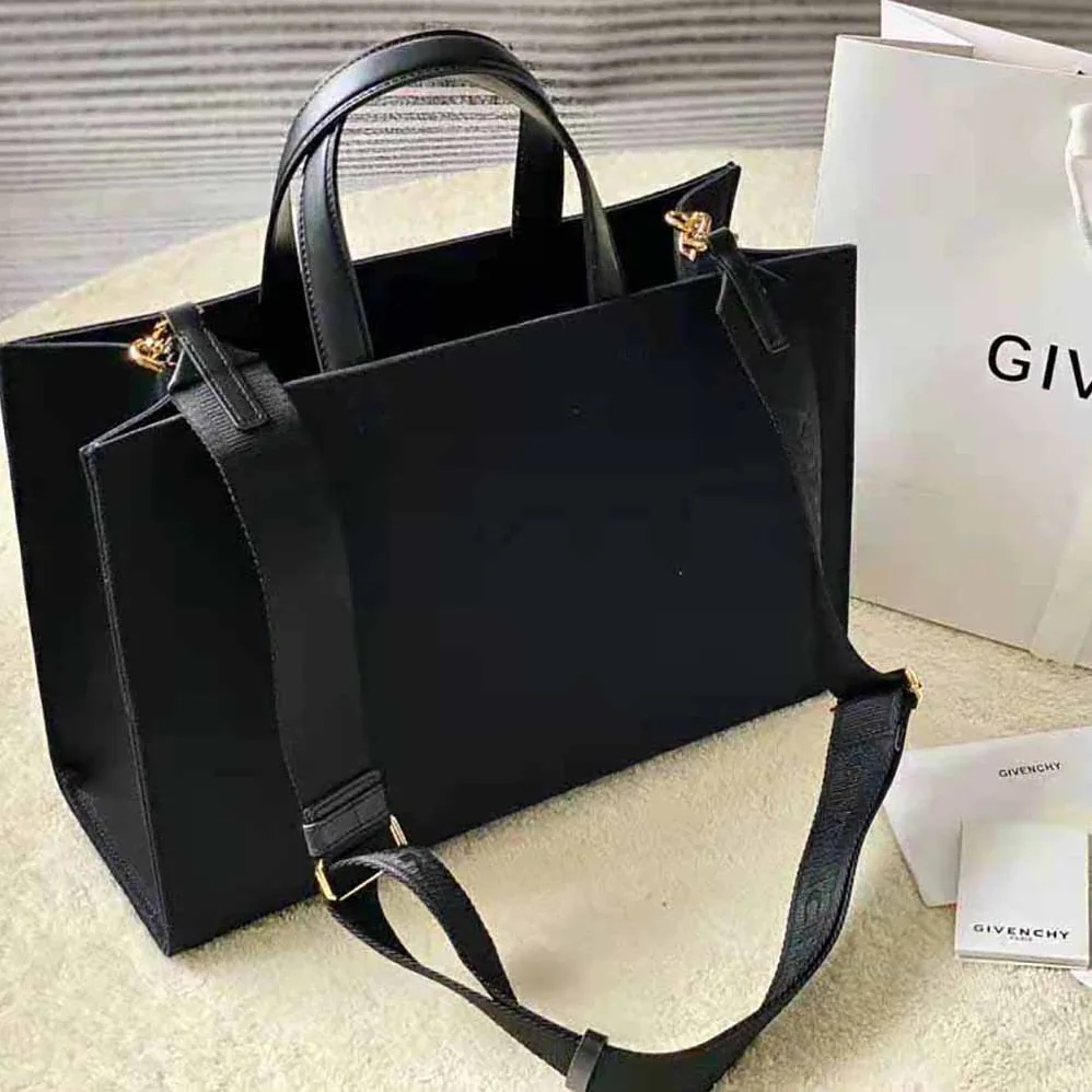 Givenchy Medium G Tote Shopping Bag in Canvas for Women in Black