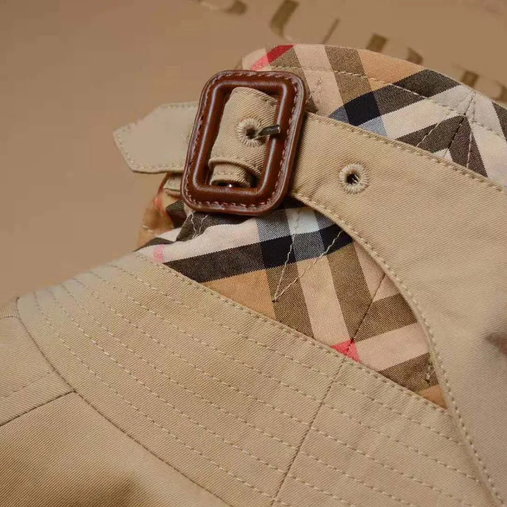 Burberry The Camden Car Coat for Women Burberry The Camden Car Coat for Women