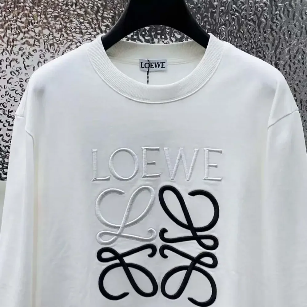 Loewe Anagram Regular Fit Sweatshirt in Cotton for Men in White/Black Loewe Anagram Regular Fit Sweatshirt in Cotton for Men in White/Black