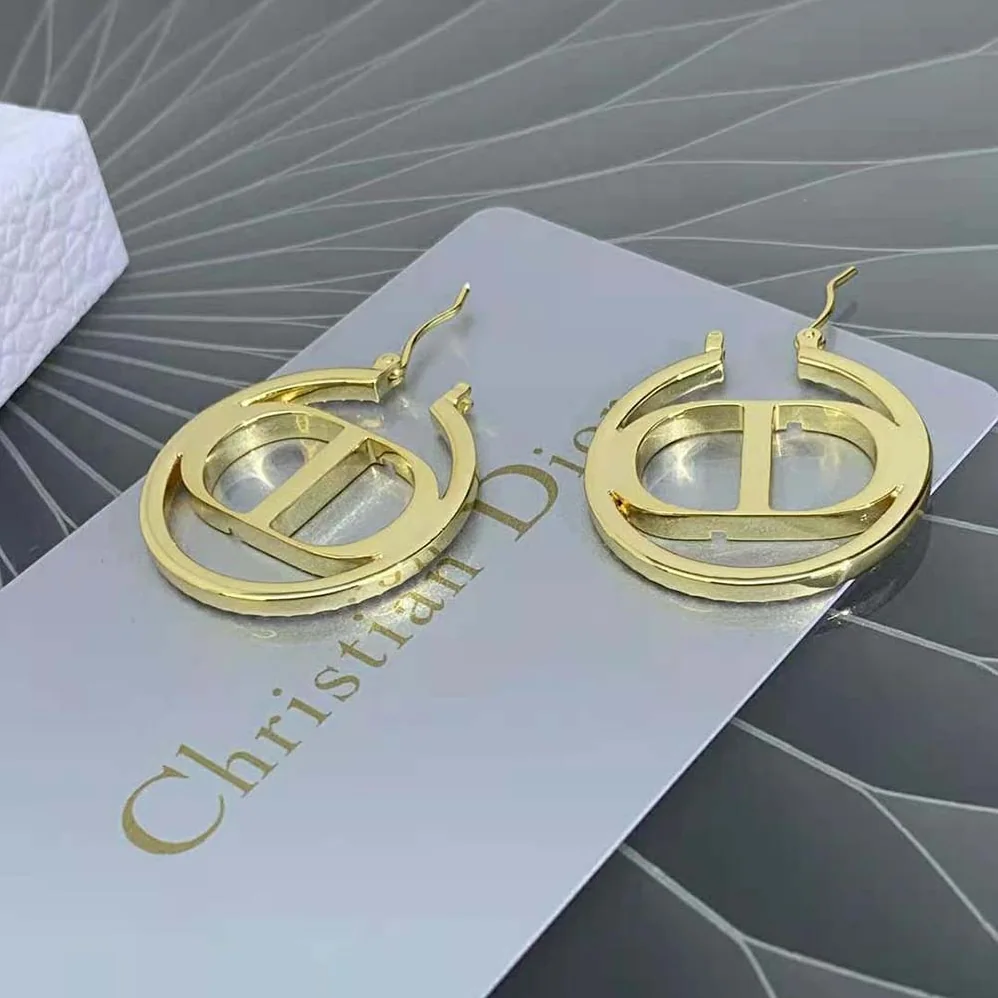 Dior 30 Montaigne Earrings Gold-Finish Metal and White Crystals for Women Dior 30 Montaigne Earrings Gold-Finish Metal and White Crystals for Women
