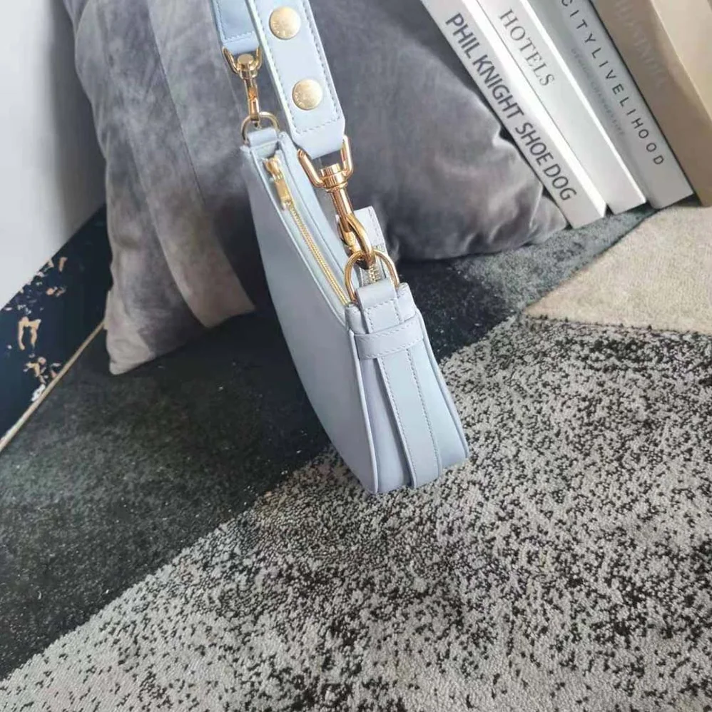 Celine Medium Strap Ava bag in Smooth Calfskin for Women in Blue Celine Medium Strap Ava bag in Smooth Calfskin for Women in Blue